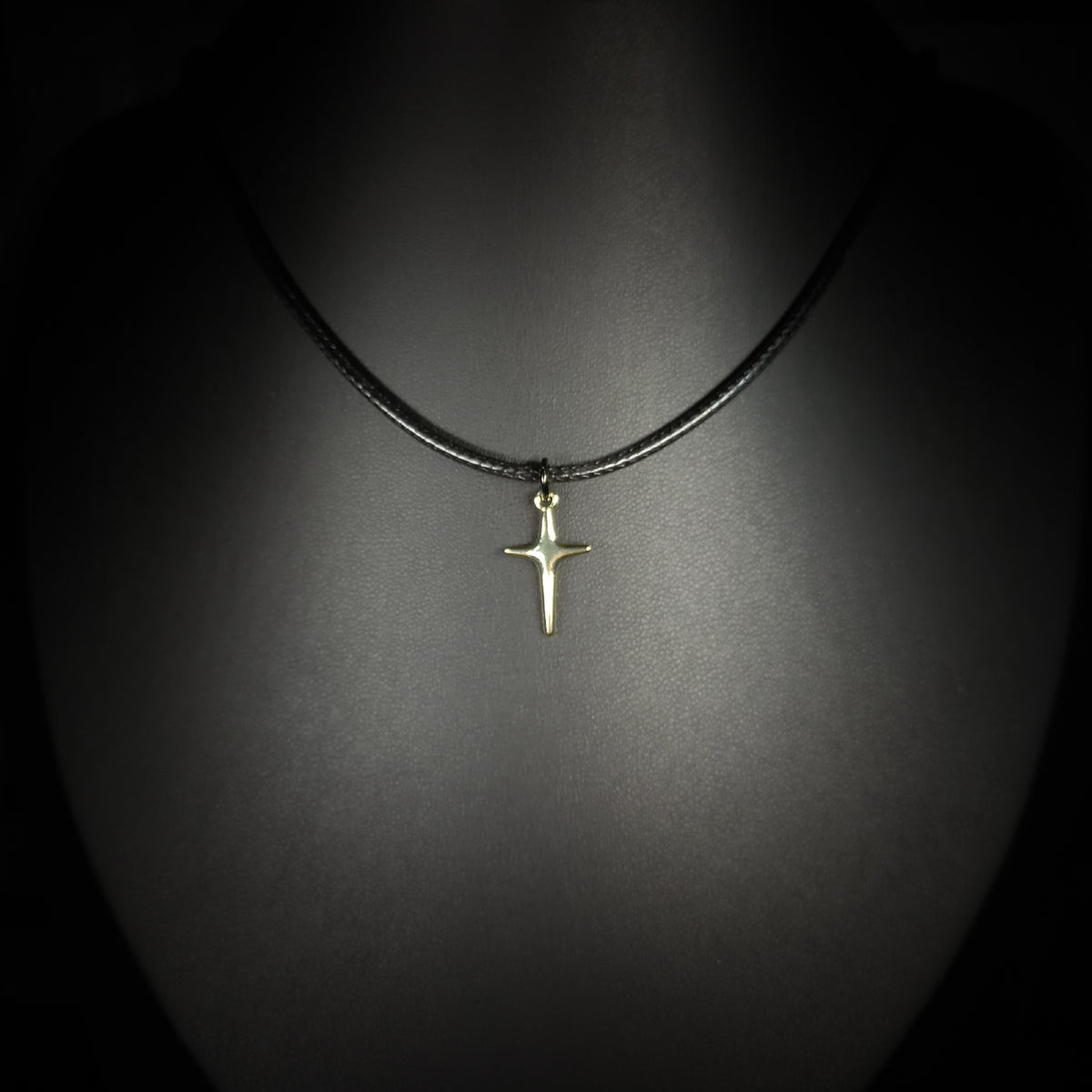 Collier Croix Fine
