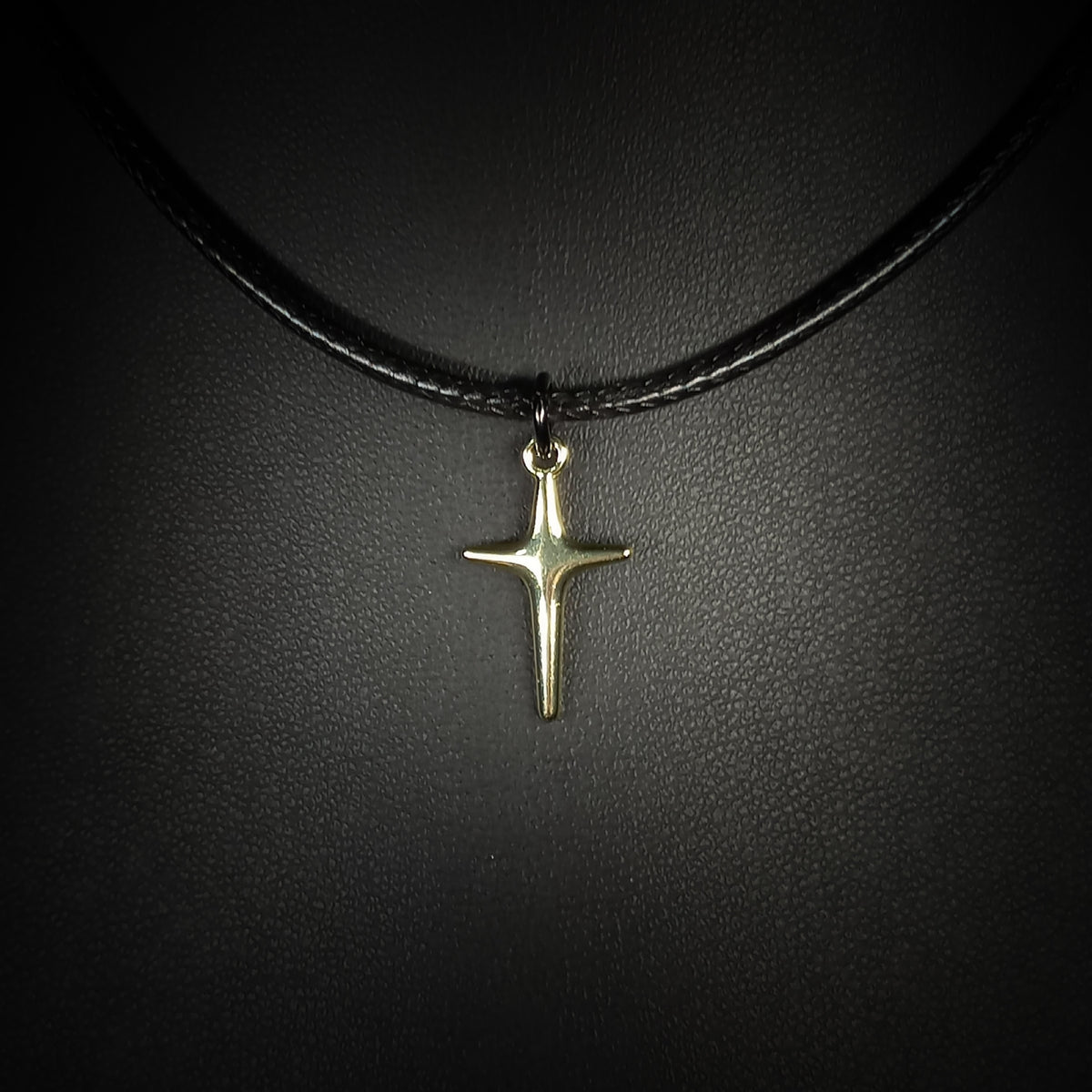Collier Croix Fine