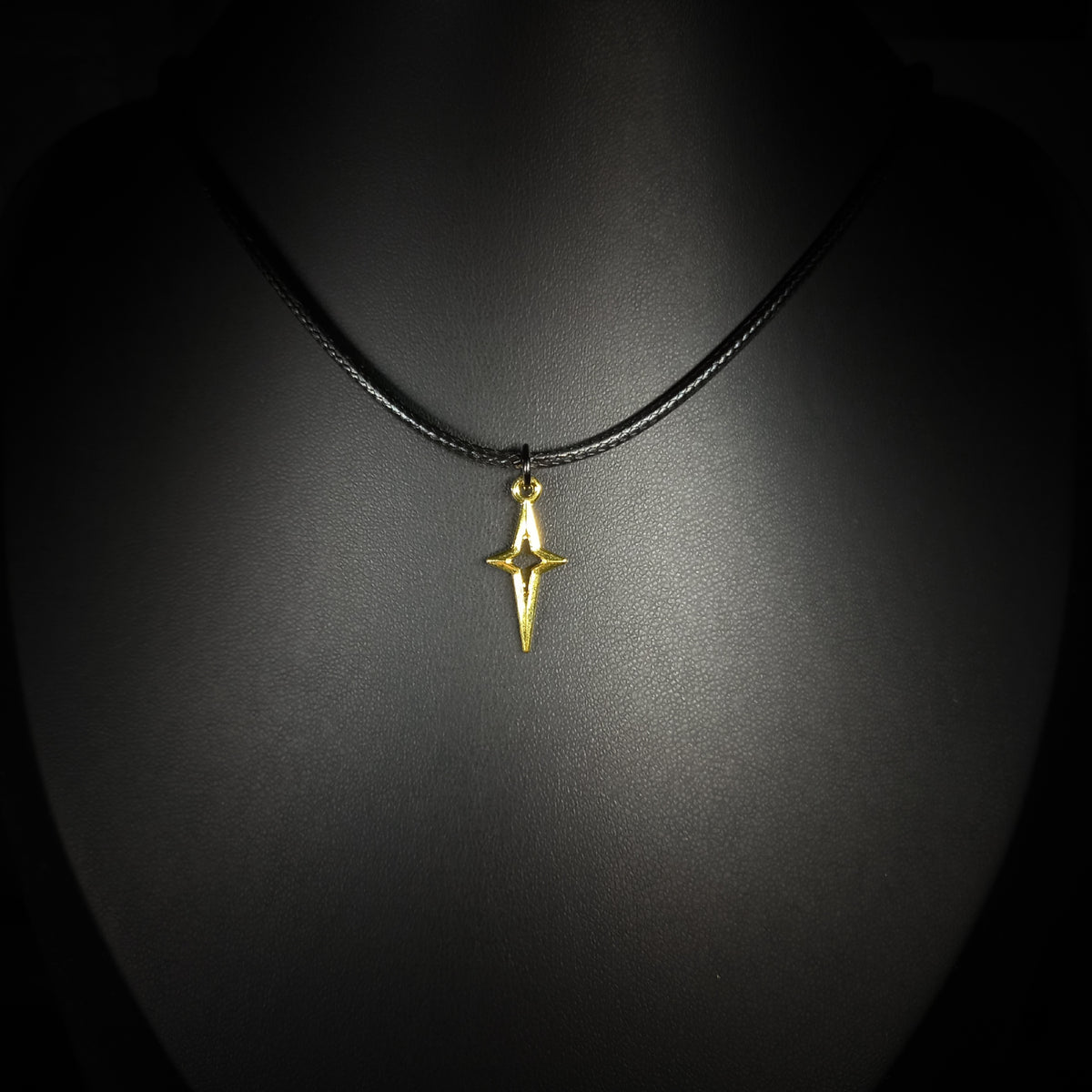 Collier Étoile Mystique Dorée