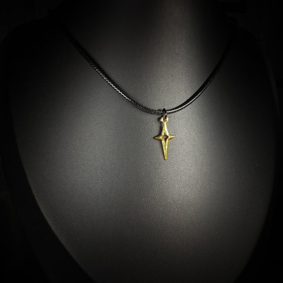 Collier Étoile Mystique Dorée