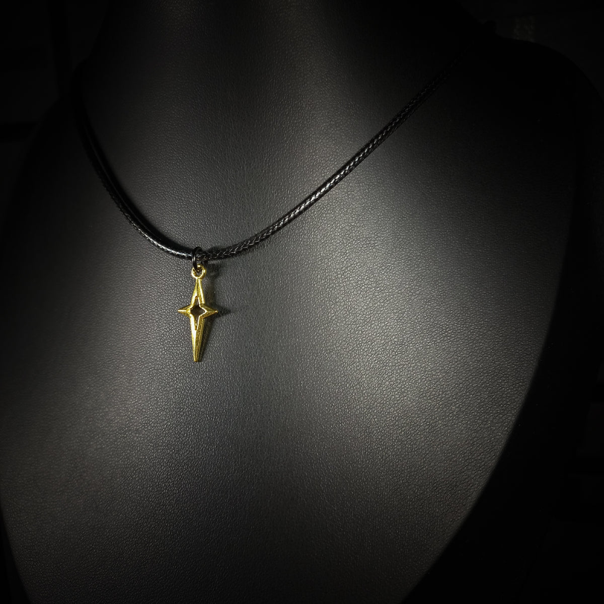 Collier Étoile Mystique Dorée