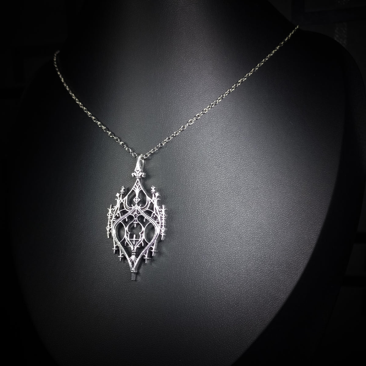Collier Gothique Cathédrale