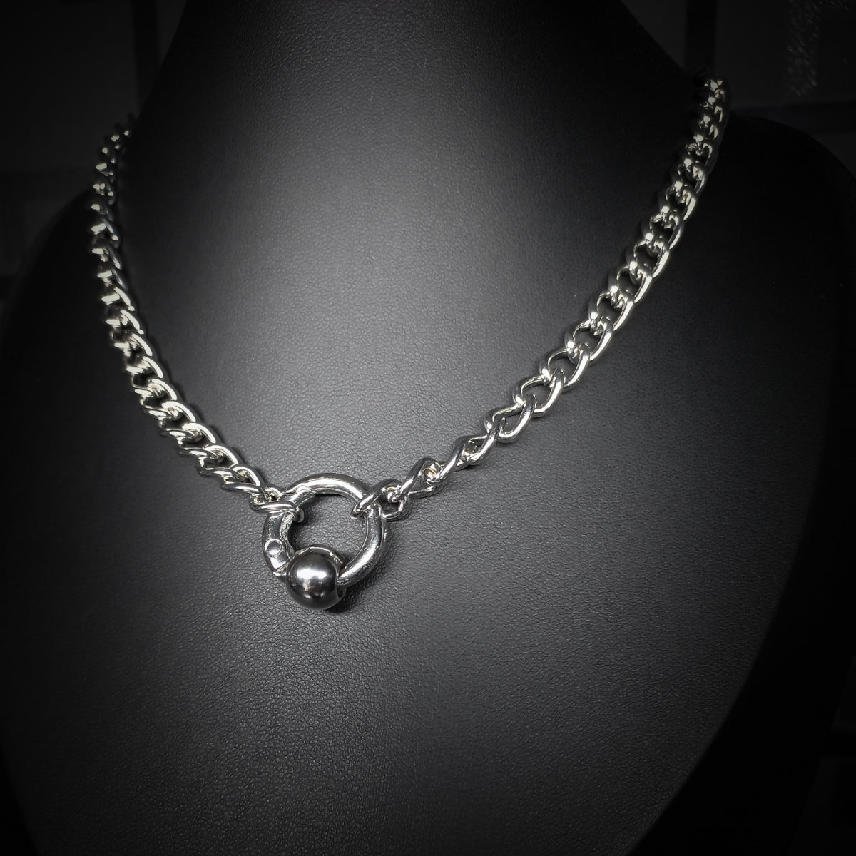 Collier à Fermoir Boule