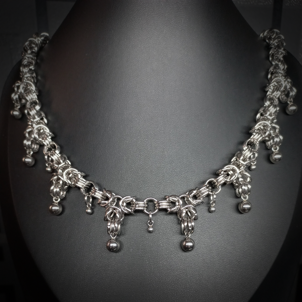 Collier Silent Empire