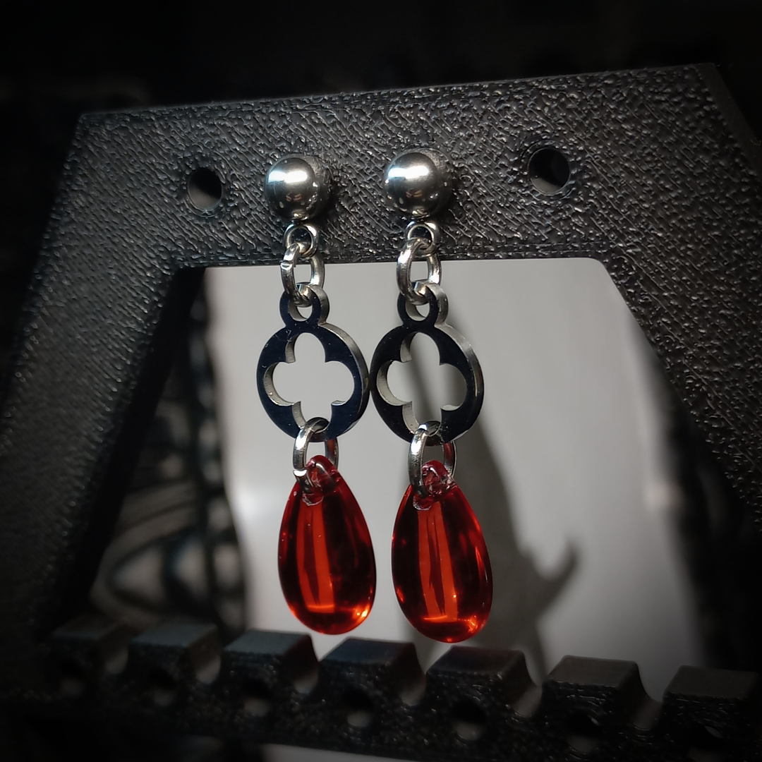 Boucles d’Oreilles Bloodline – Fleur de Cathédrale