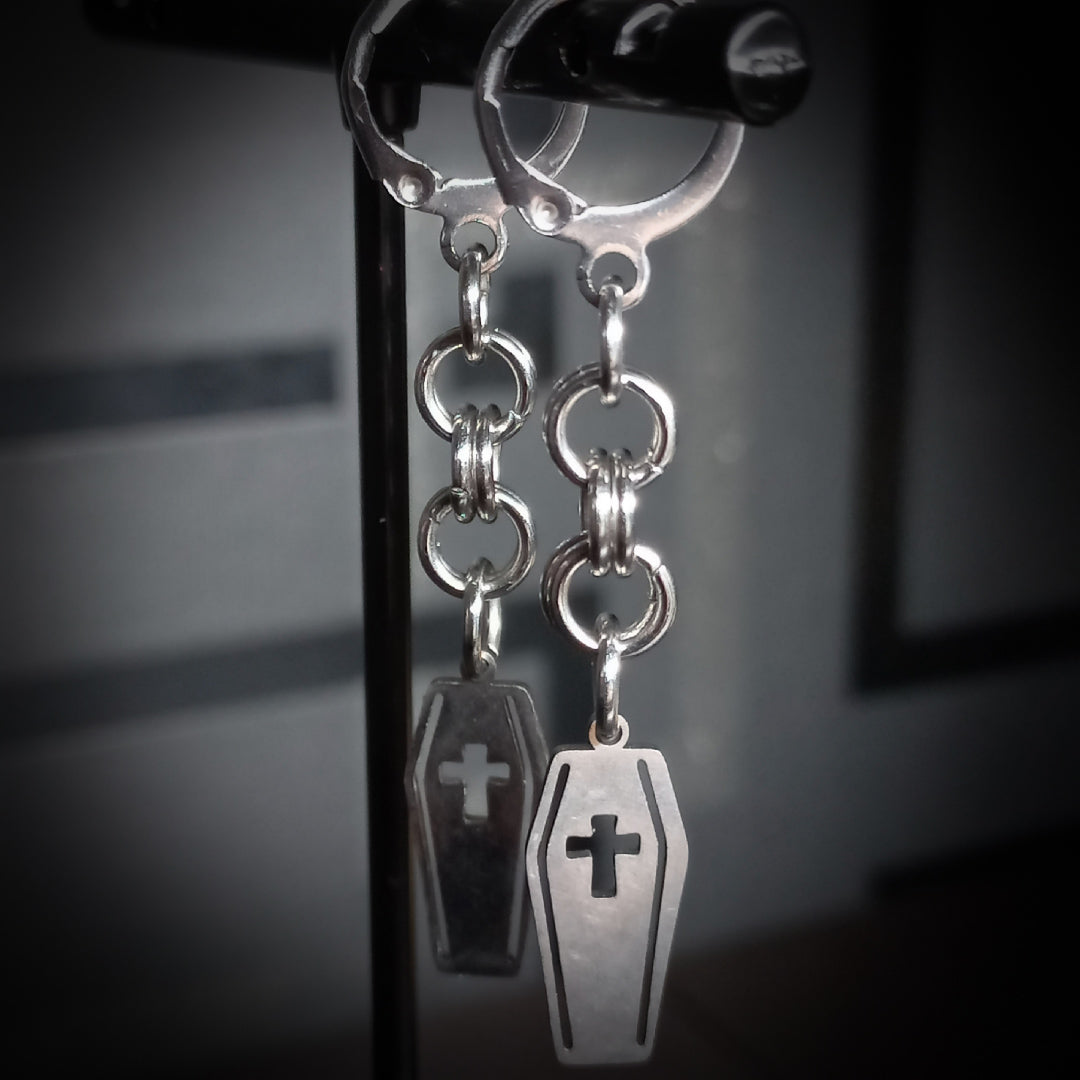 Boucles d’Oreilles Cercueil