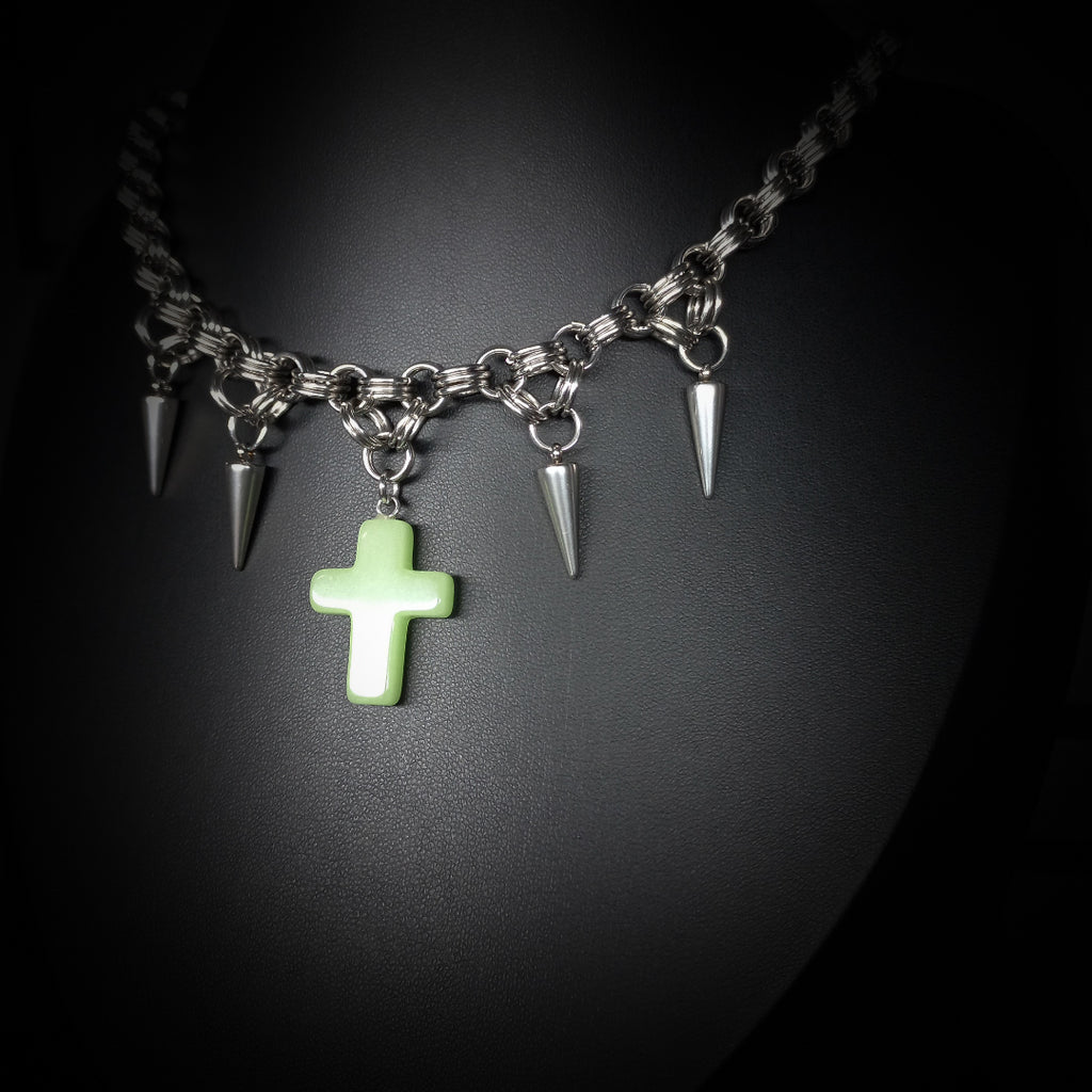 Collier Midnight – Lumen Crucis