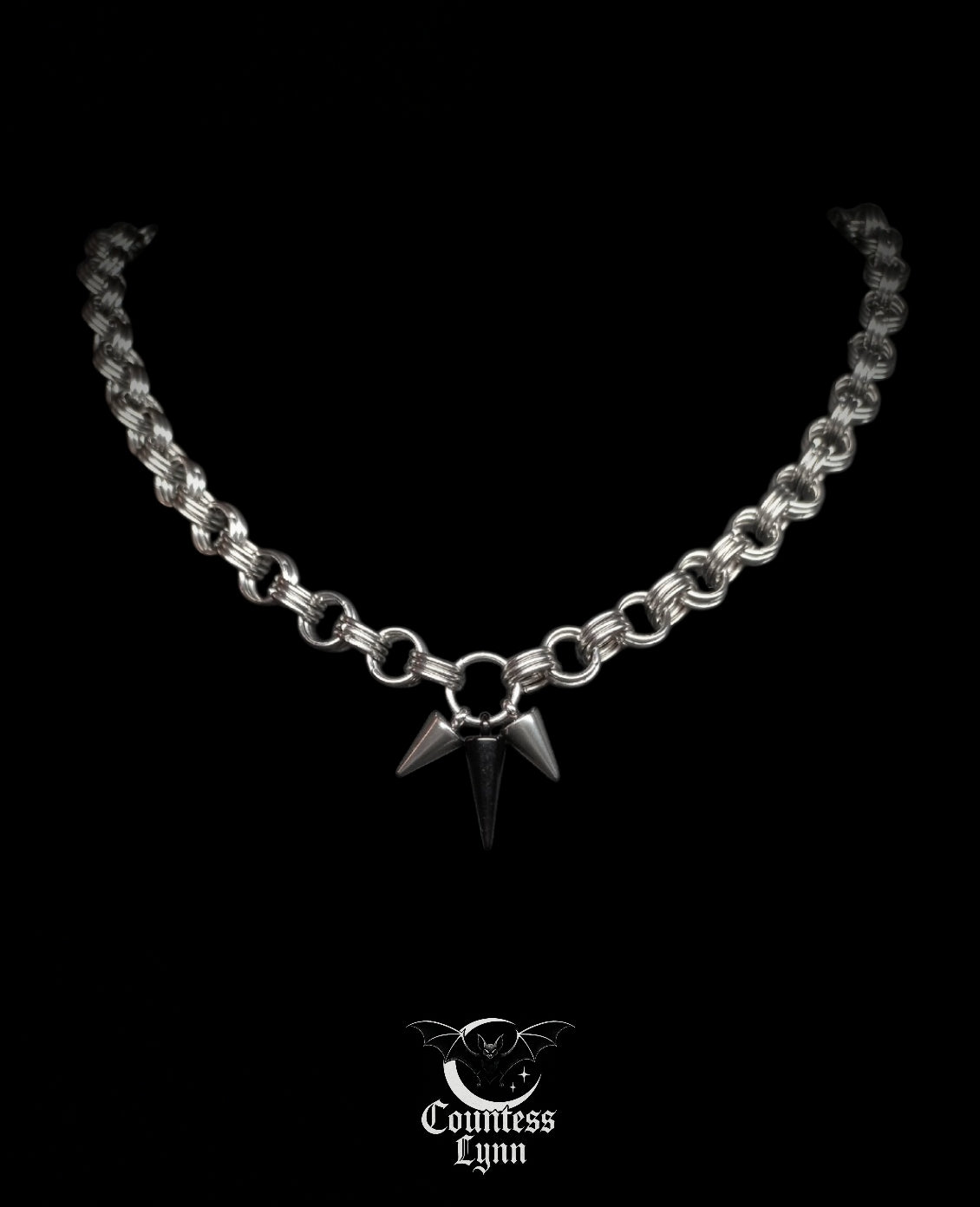 Collier Midnight – Triad of Darkness