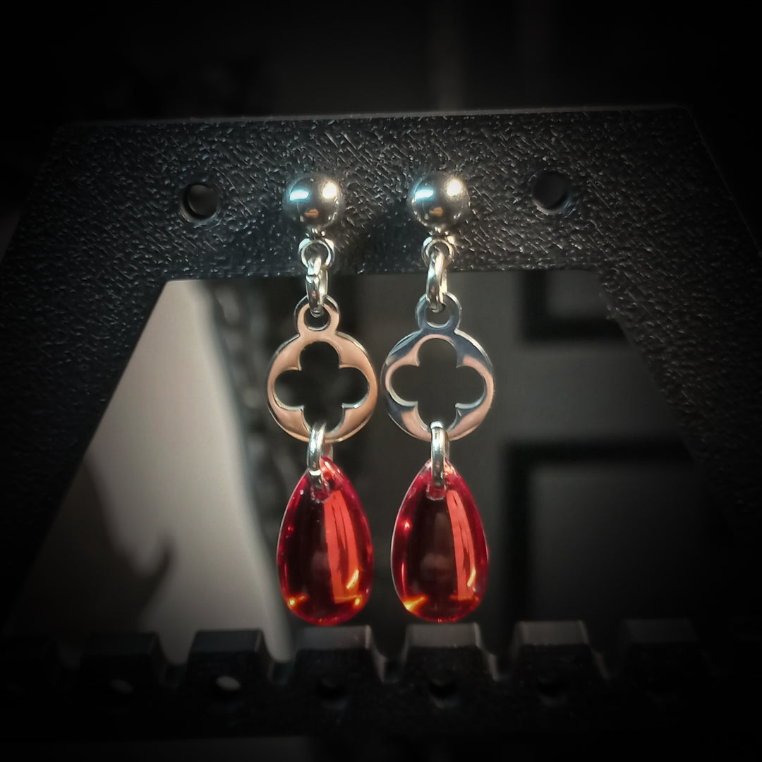 Boucles d’Oreilles Bloodline – Fleur de Cathédrale