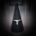 Bague à Pointe Pendante