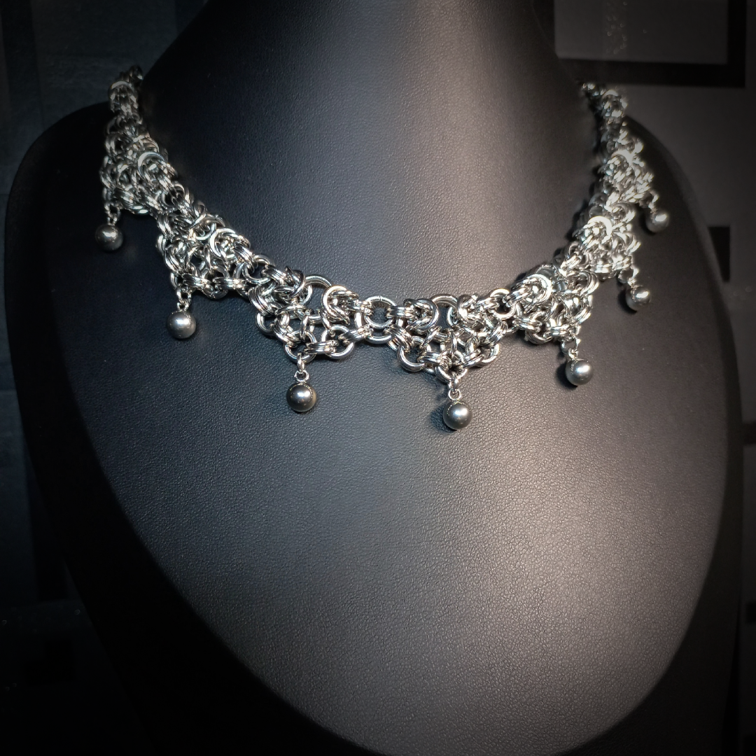 Collier Dentelle Métallique