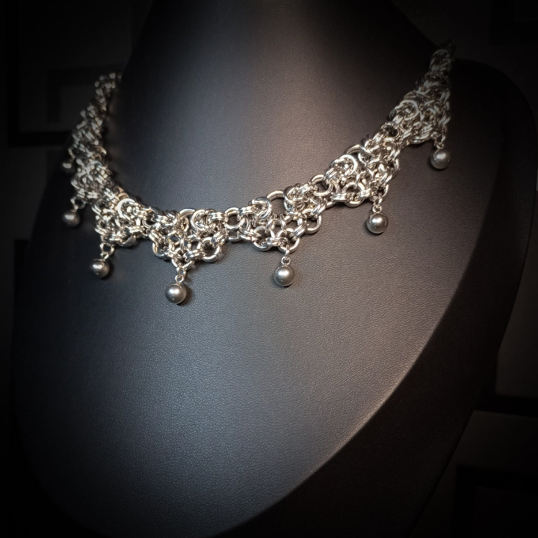 Collier Dentelle Métallique