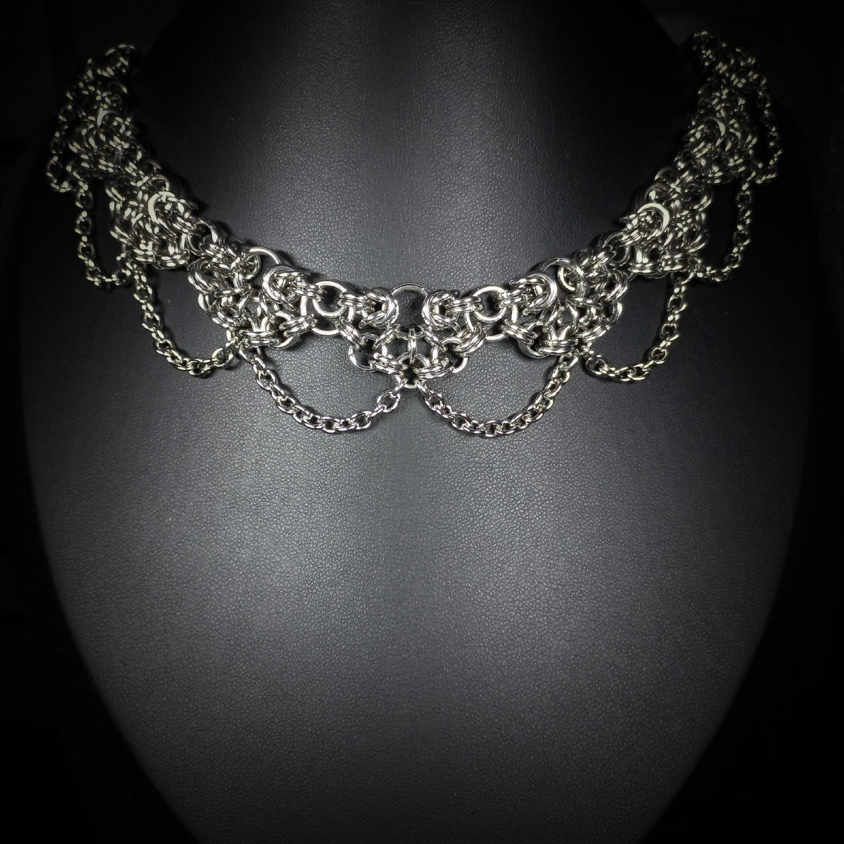 Collier Dentelle Métallique