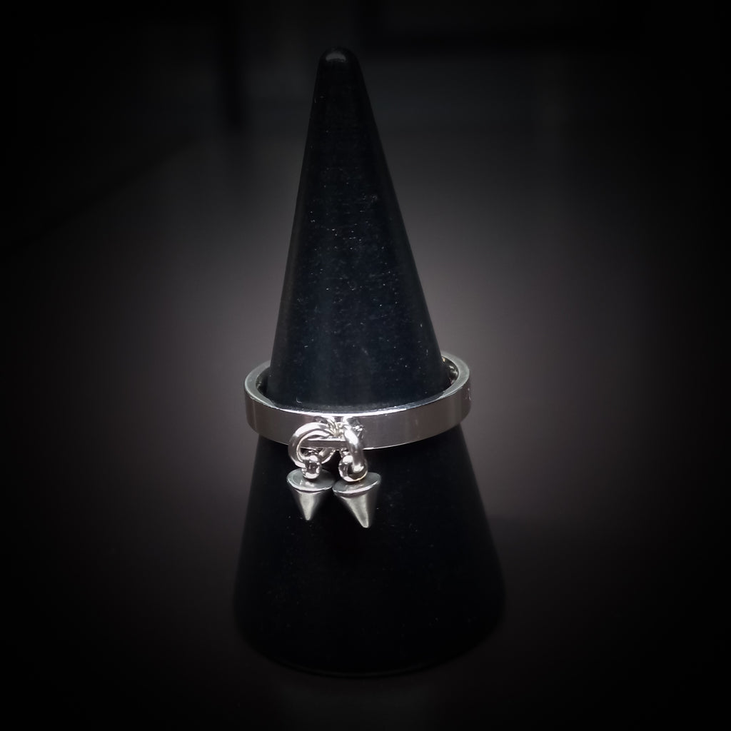 Bague à Pointes Pendantes